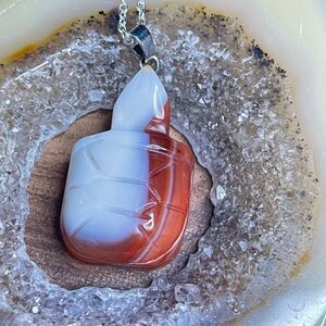 Carnelian banded agate turtle carving pendant necklace silver plated crystal